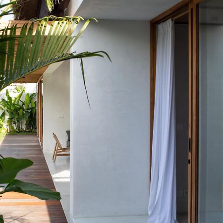 Las Lunas Villas Canggu Room photo