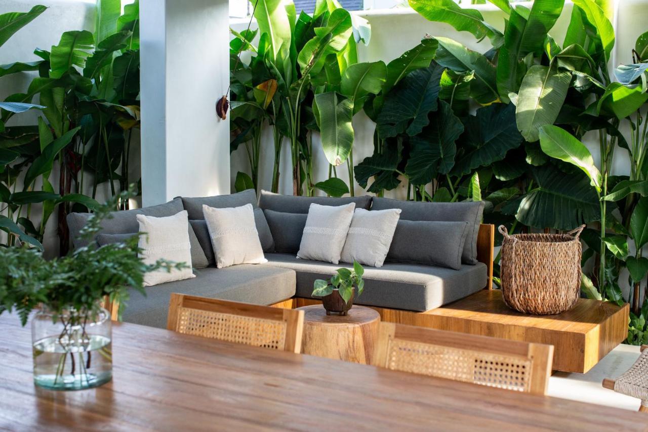 Las Lunas Villas Canggu Exterior photo