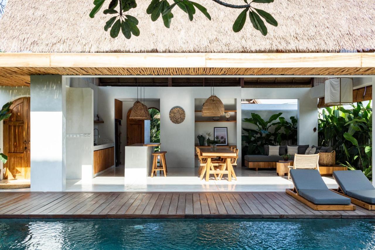 Las Lunas Villas Canggu Exterior photo