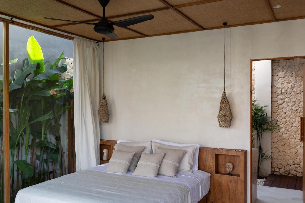 Las Lunas Villas Canggu Exterior photo