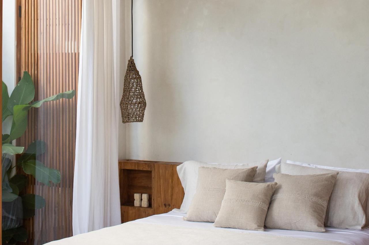 Las Lunas Villas Canggu Exterior photo