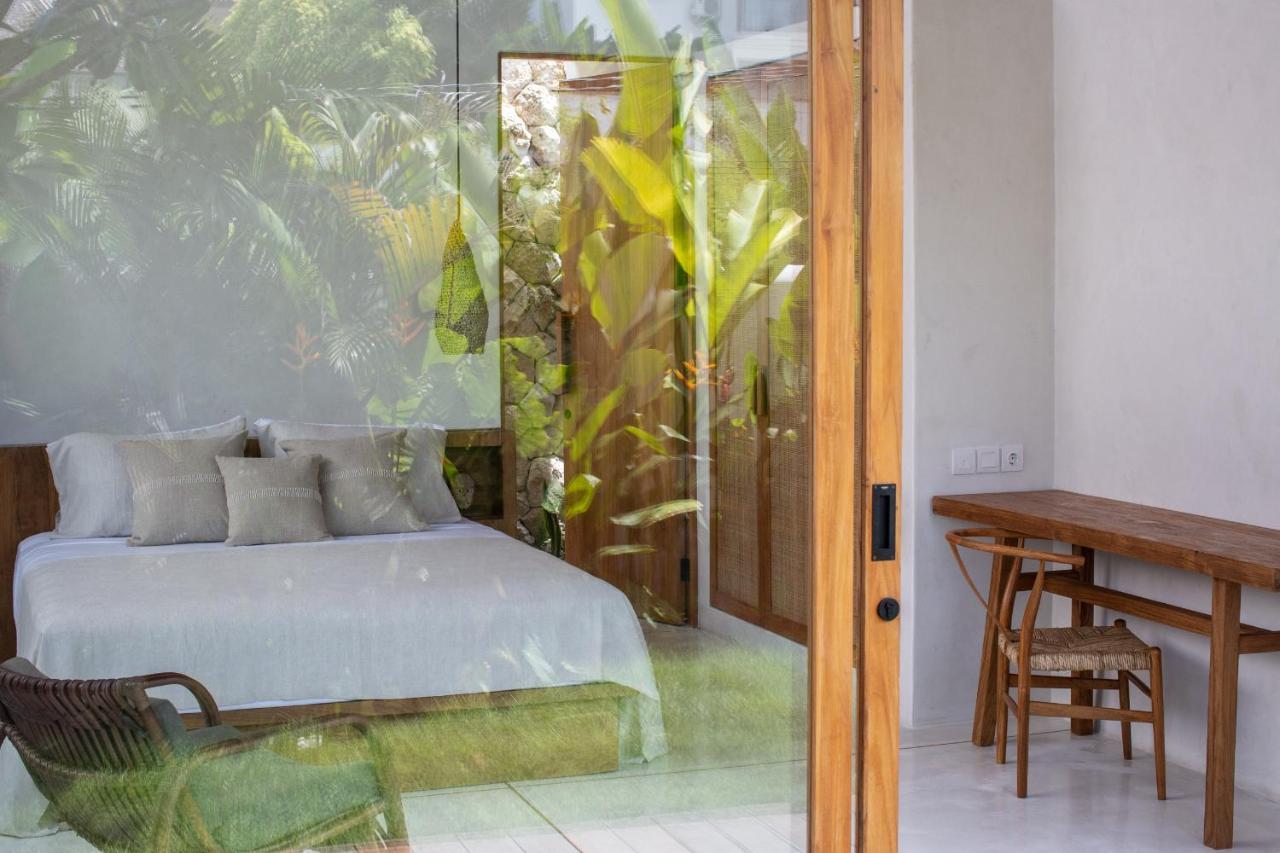 Las Lunas Villas Canggu Exterior photo