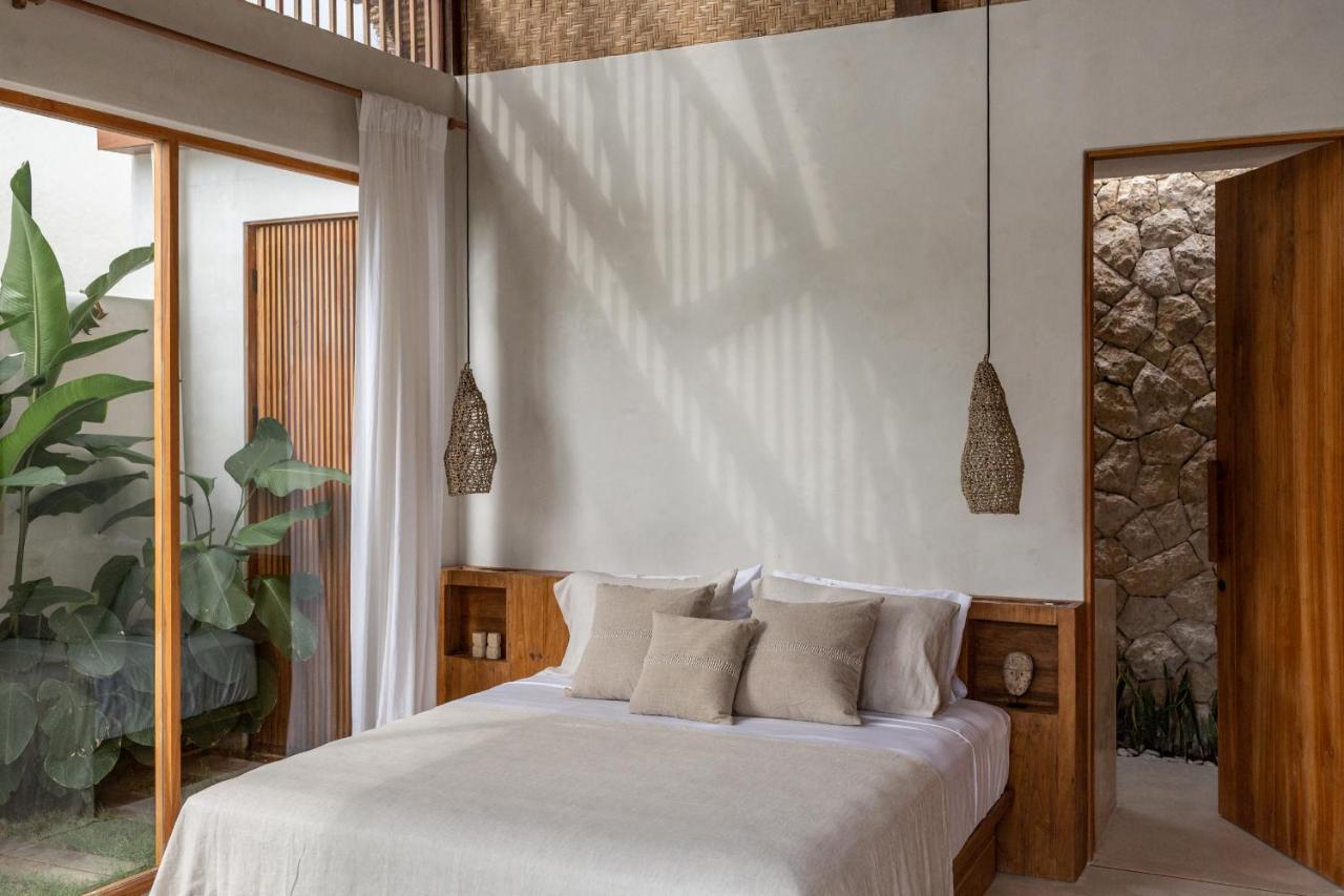 Las Lunas Villas Canggu Exterior photo