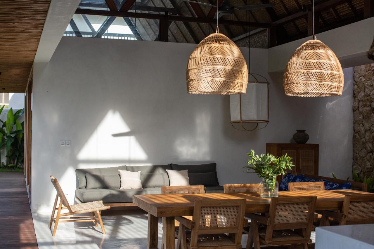 Las Lunas Villas Canggu Exterior photo