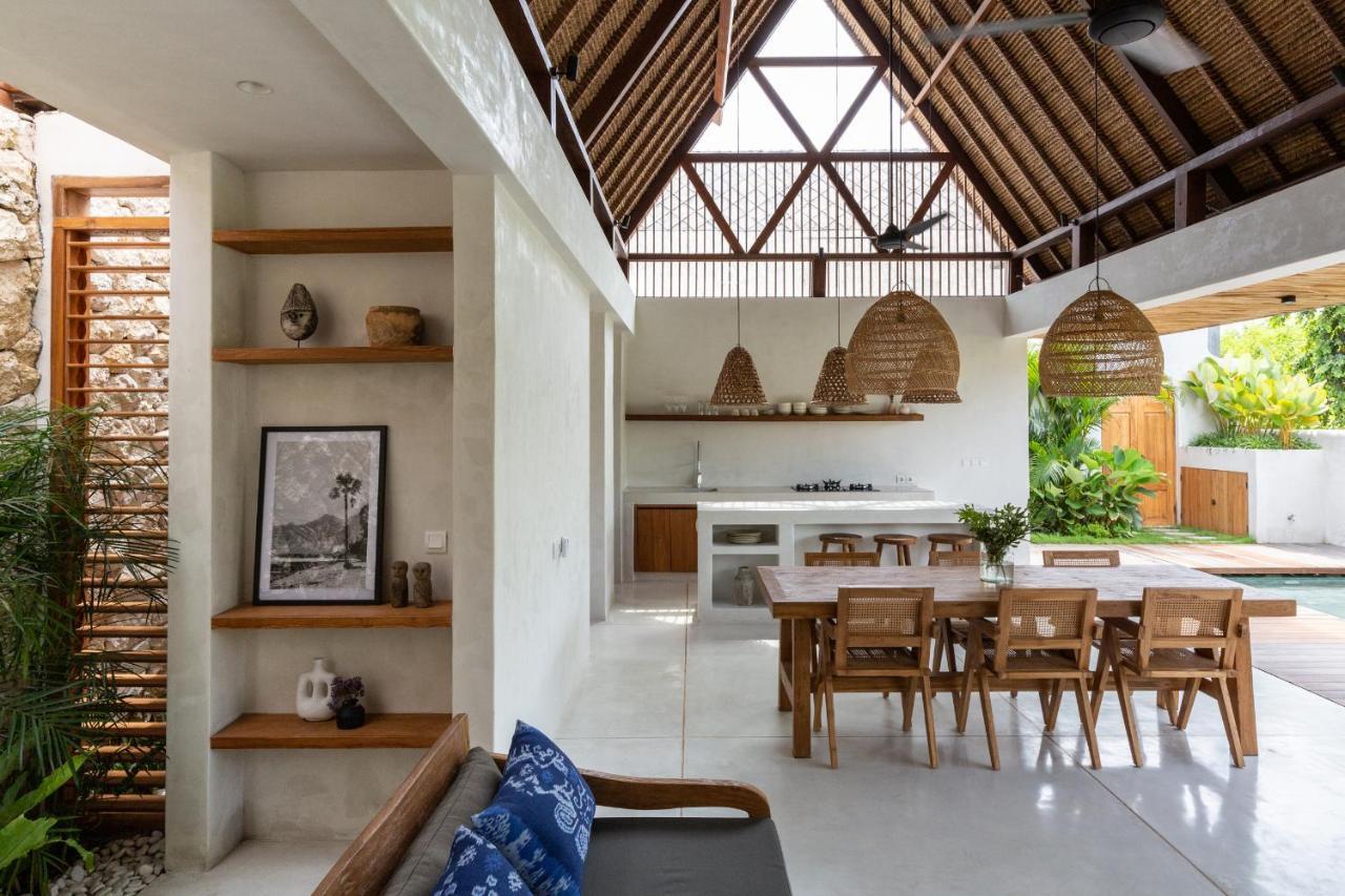 Las Lunas Villas Canggu Exterior photo