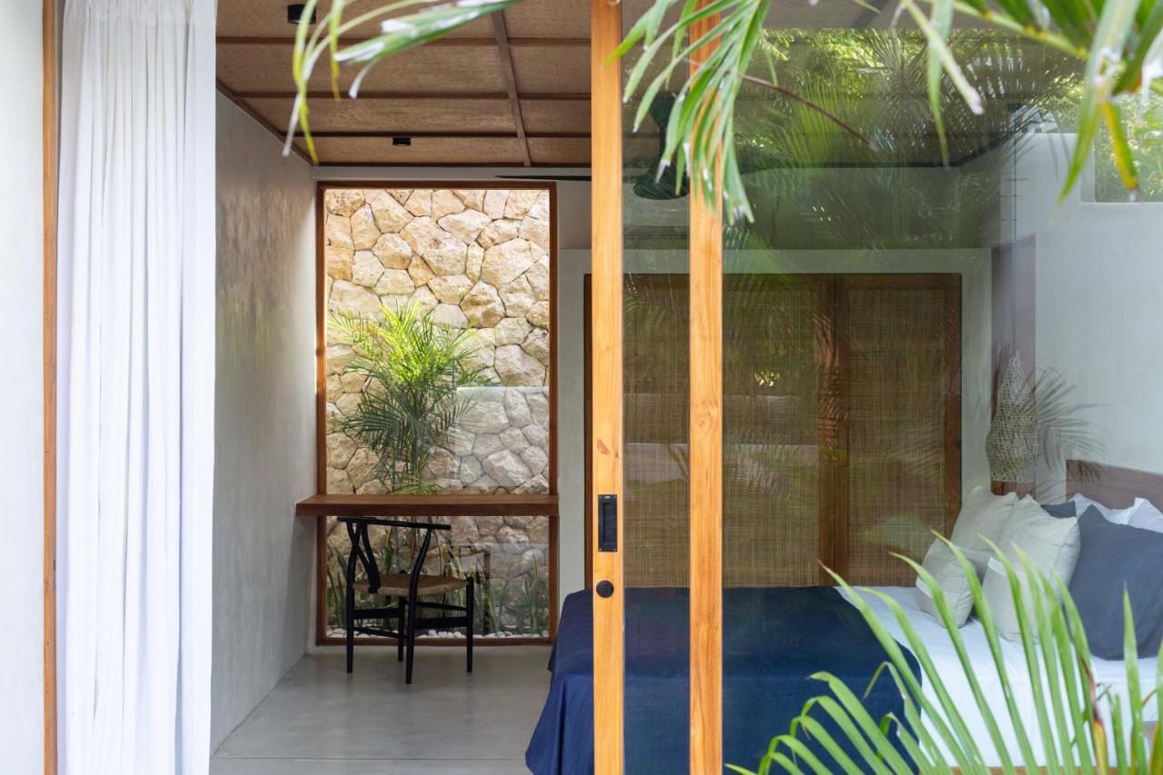 Las Lunas Villas Canggu Exterior photo