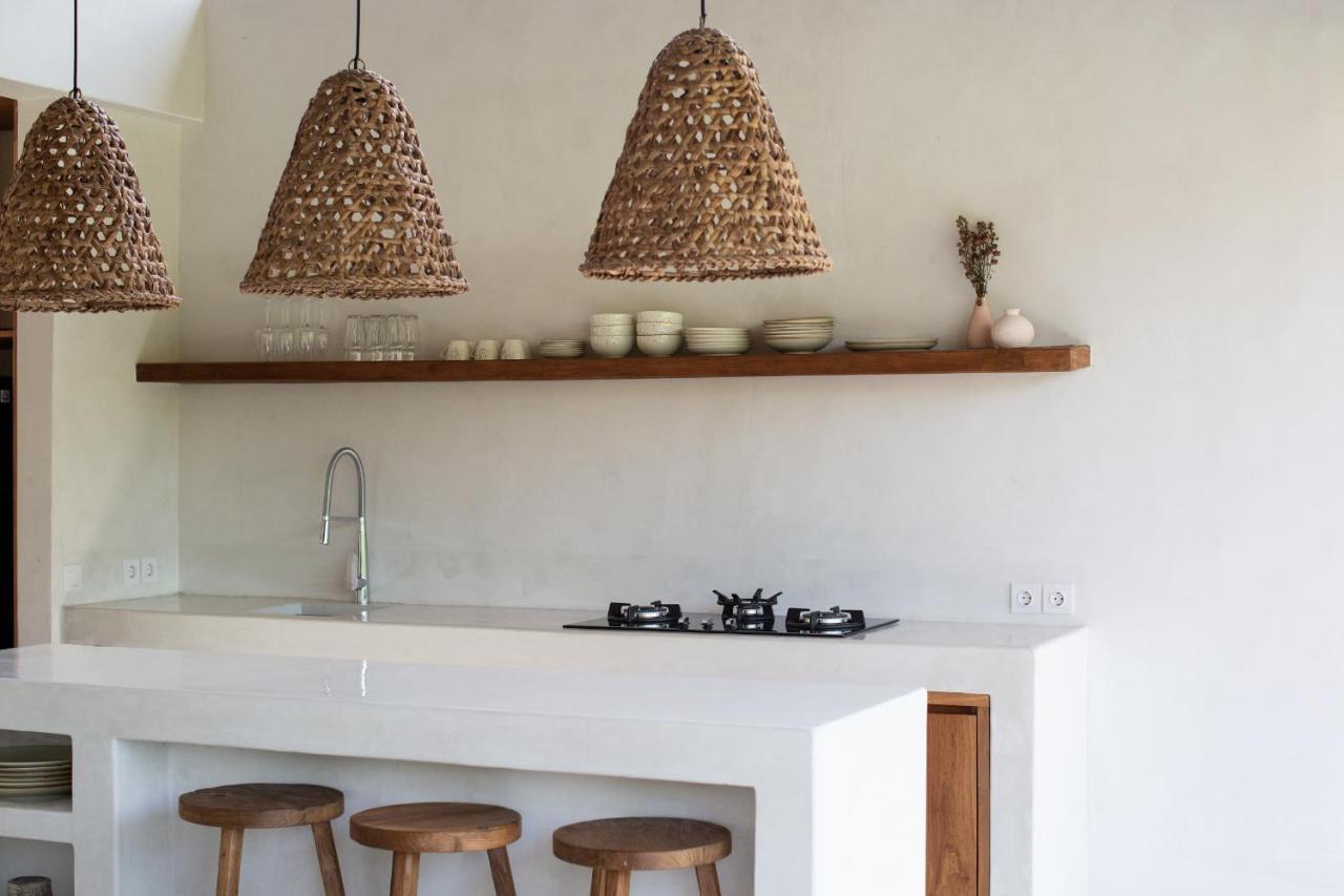 Las Lunas Villas Canggu Exterior photo