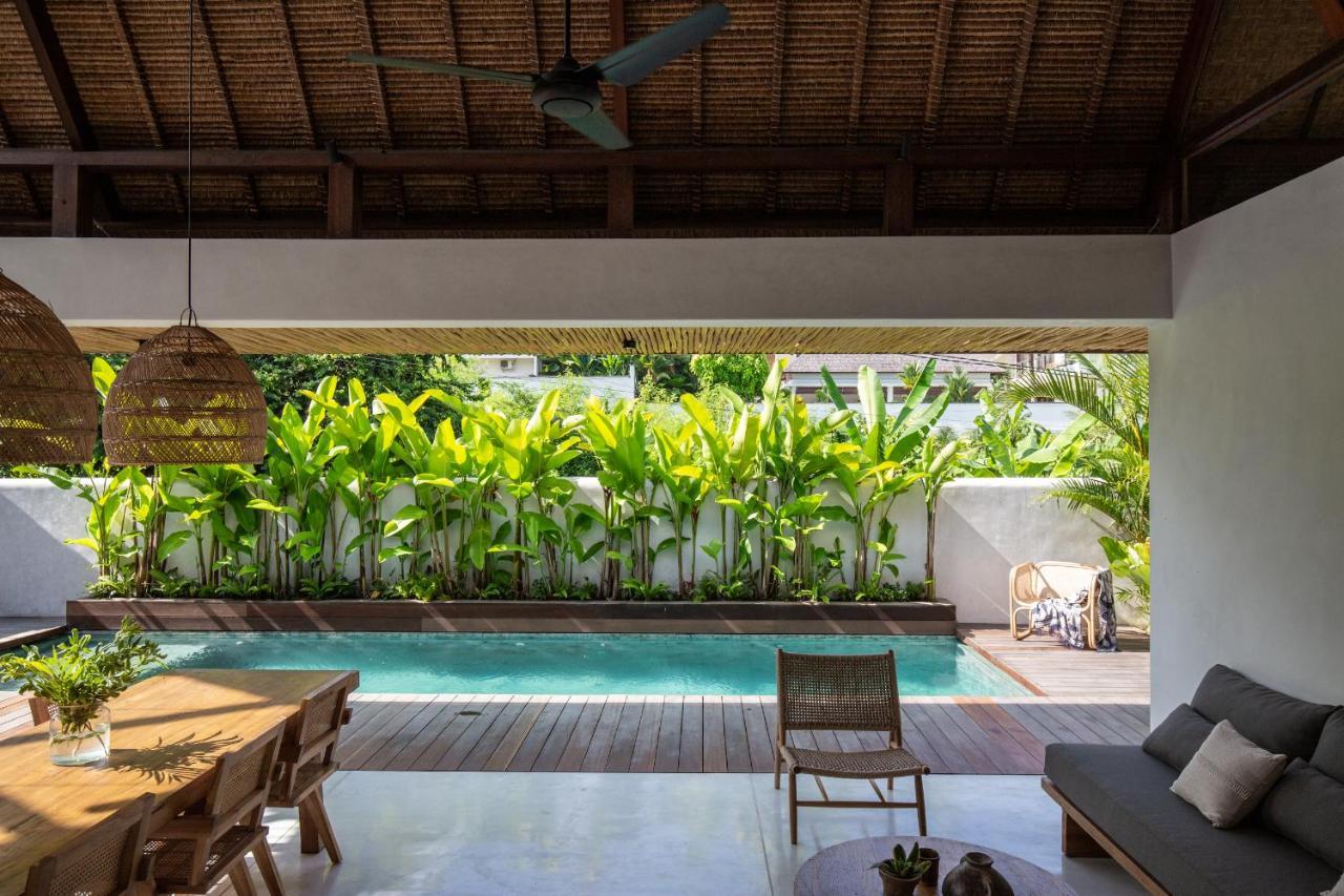 Las Lunas Villas Canggu Exterior photo